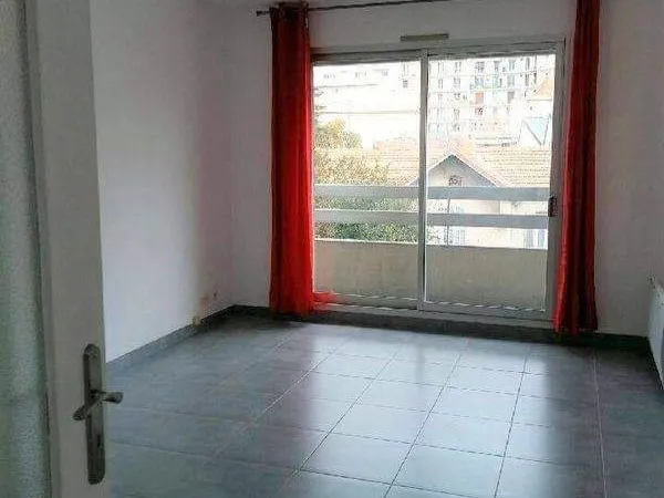 Studio 13010