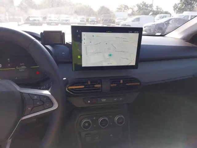 Dacia Jogger eco-g 120 auto 7 pl — photo 14