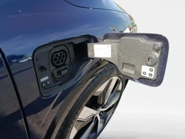 Renault Megane e-tech electric ev60 220ch techno optimum charge — photo 25