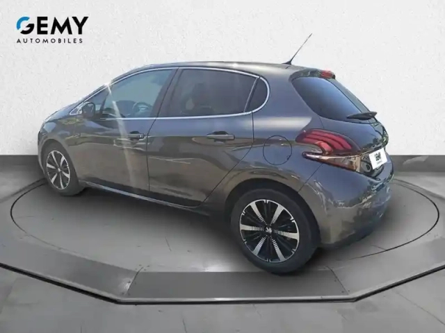 Peugeot 208 puretech 110ch s&amp;s bvm6 — photo 34