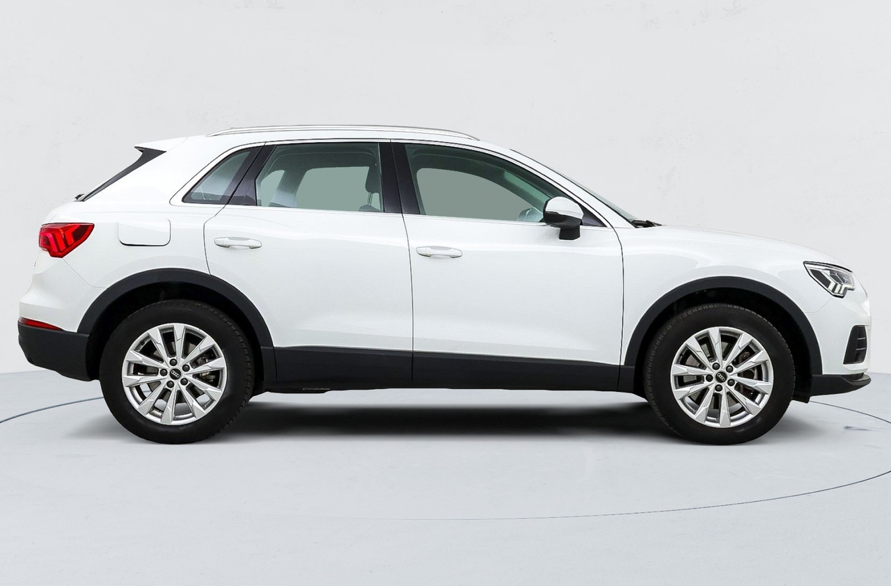 Audi Q3 — photo 6