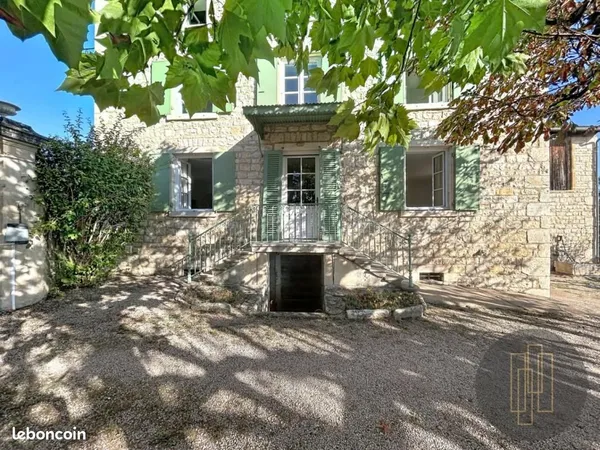 Maison 7 pièces 162 m²