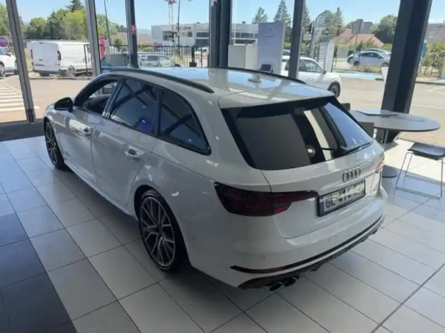 Audi A4 s4 avant 3.0 v6 tfsi 354ch quattro tiptronic 8 — photo 3