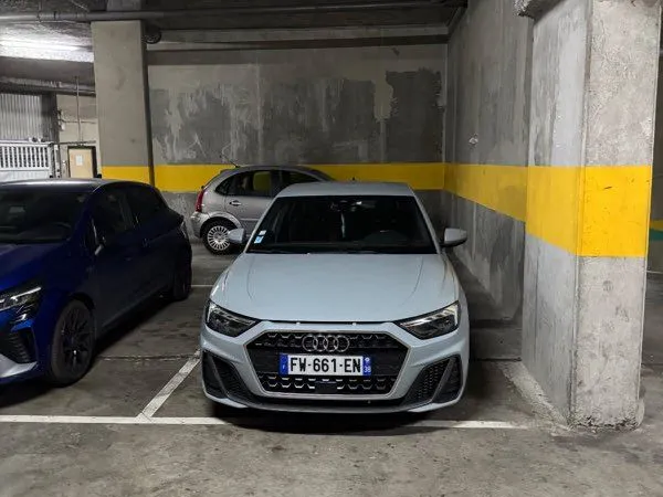 Place de parking sous sol sécurisé 310 av Berthelot 69008 Lyon tramway villion