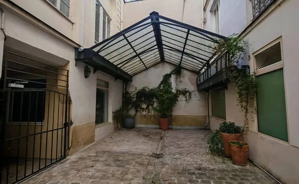 Local 125 m²