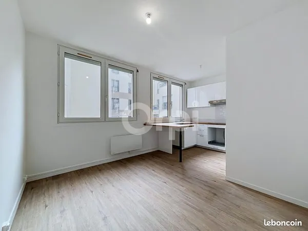 Studio 1 pièce 19 m²