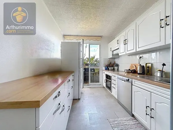 Appartement 4 pièces 77 m²