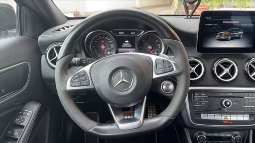 Mercedes Classe GLA 200 d 136 7G-DCT - Whiteart Edition – 2017 – 145756 km – Diesel – Boîte Automatique — photo 30