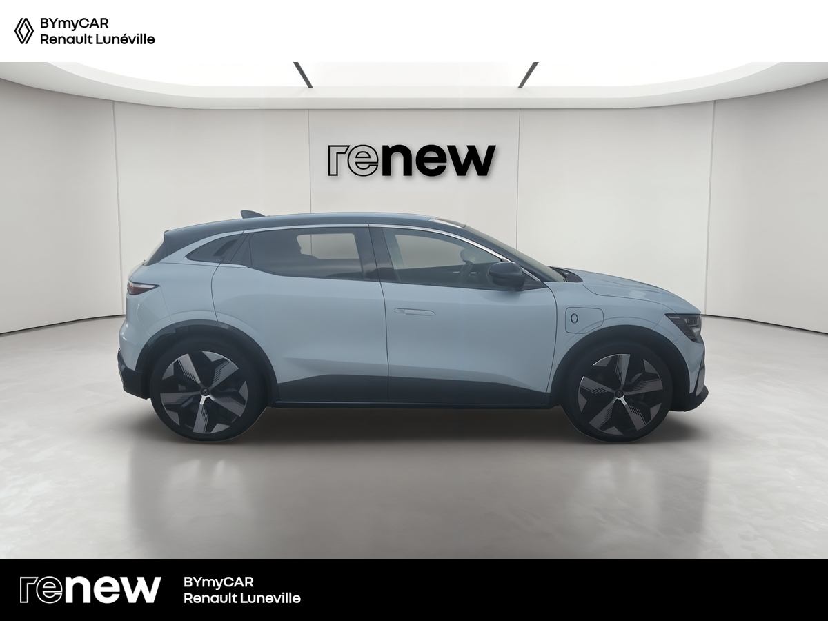 Renault Megane E-Tech EV60 220 ch optimum charge — photo 6