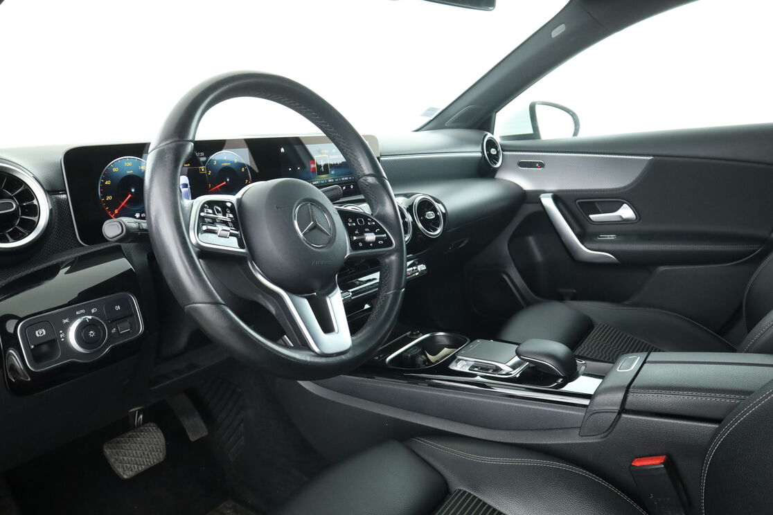 Mercedes-Benz Classe A 220 7G-DCT — photo 10