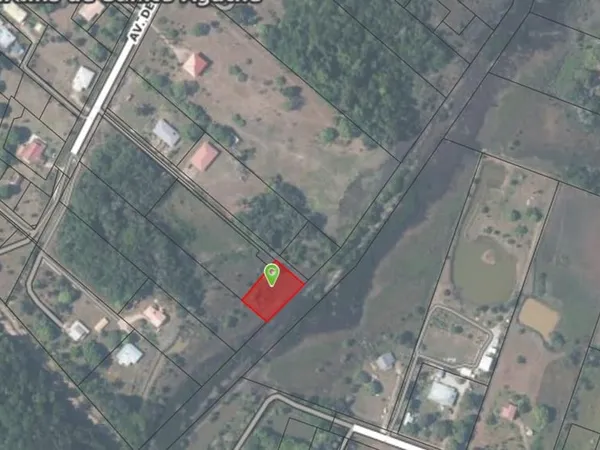 Terrain constructible de 1615 m² - Les Jardins de Sainte Agathe - MACOURIA (973)