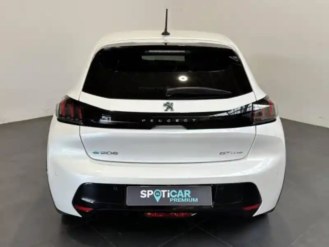 Peugeot 208 e- 136ch gt line — photo 19