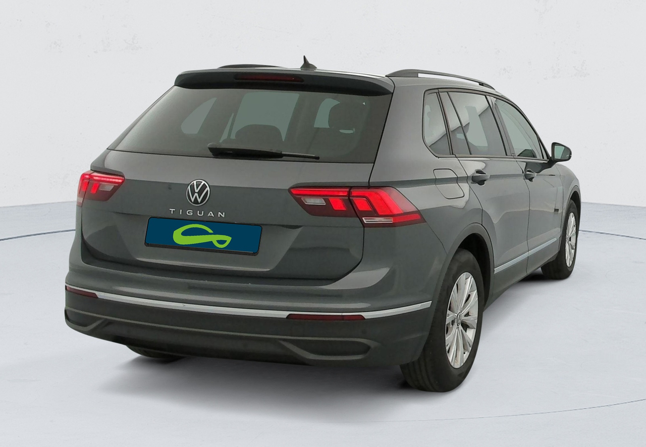 Volkswagen Tiguan — photo 5