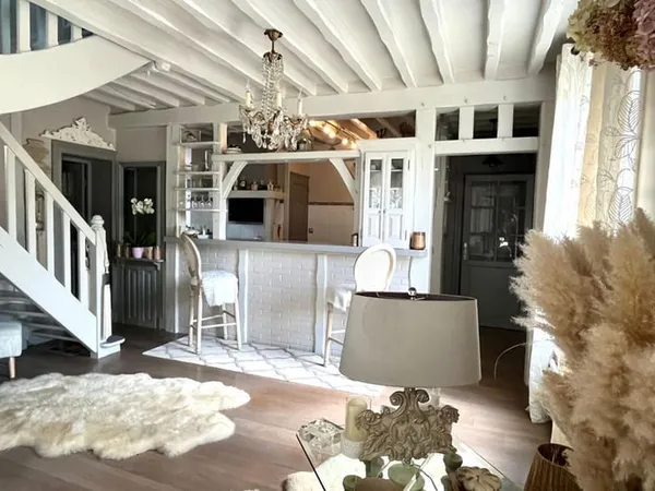 Belle propriété de 260m² - en 2 Habitations sur terrain de 614m²