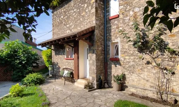 Maison meulière rénovée avec jardin