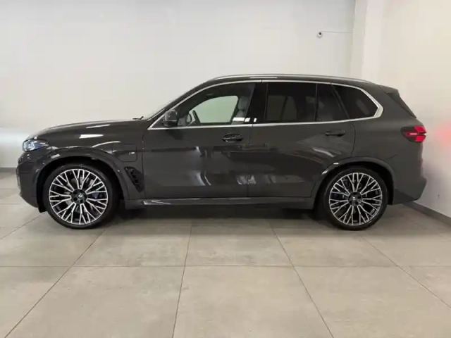 Bmw X5 xdrive50e 489ch m sport — photo 5