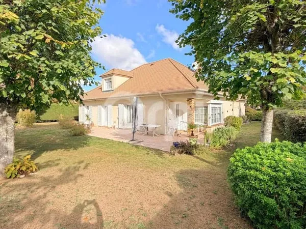 Maison 7 pièces 200 m²