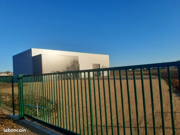 Entrepot / local industriel
