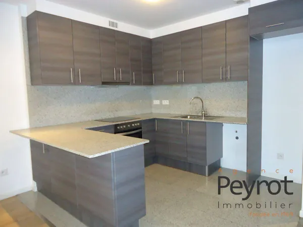 Appartement 4 pièces 90 m²
