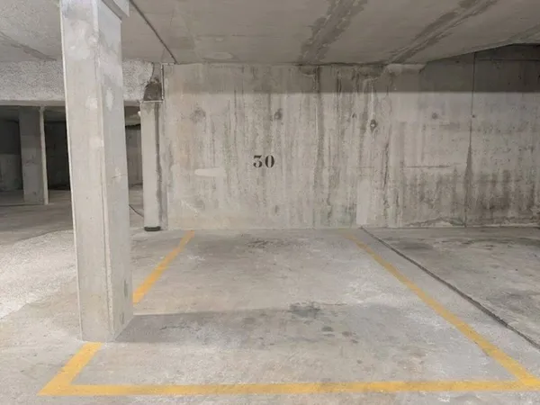 Parking 10 m²