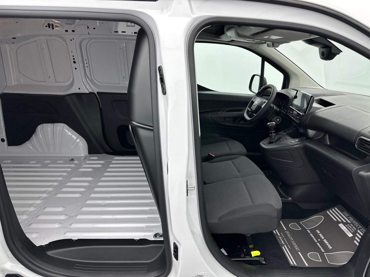 Citroën Berlingo van m diesel 100 ch manuelle — photo 12