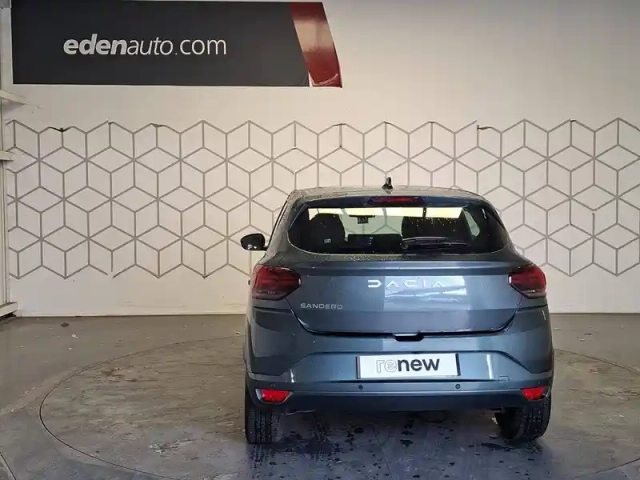 Dacia Sandero tce 90 gsr2 — photo 3
