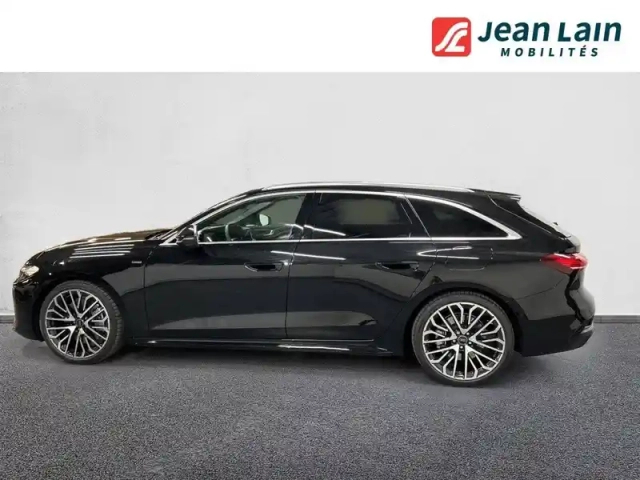 Audi A5 avant e-hybrid 299 ch s tronic 7 quattro — photo 26