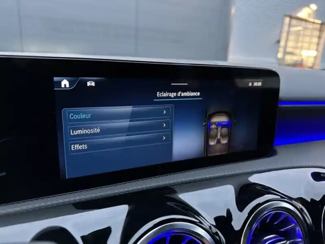 Mercedes Classe A a 220 d berline compacte — photo 18