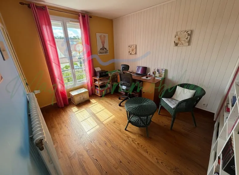 Photo 8
