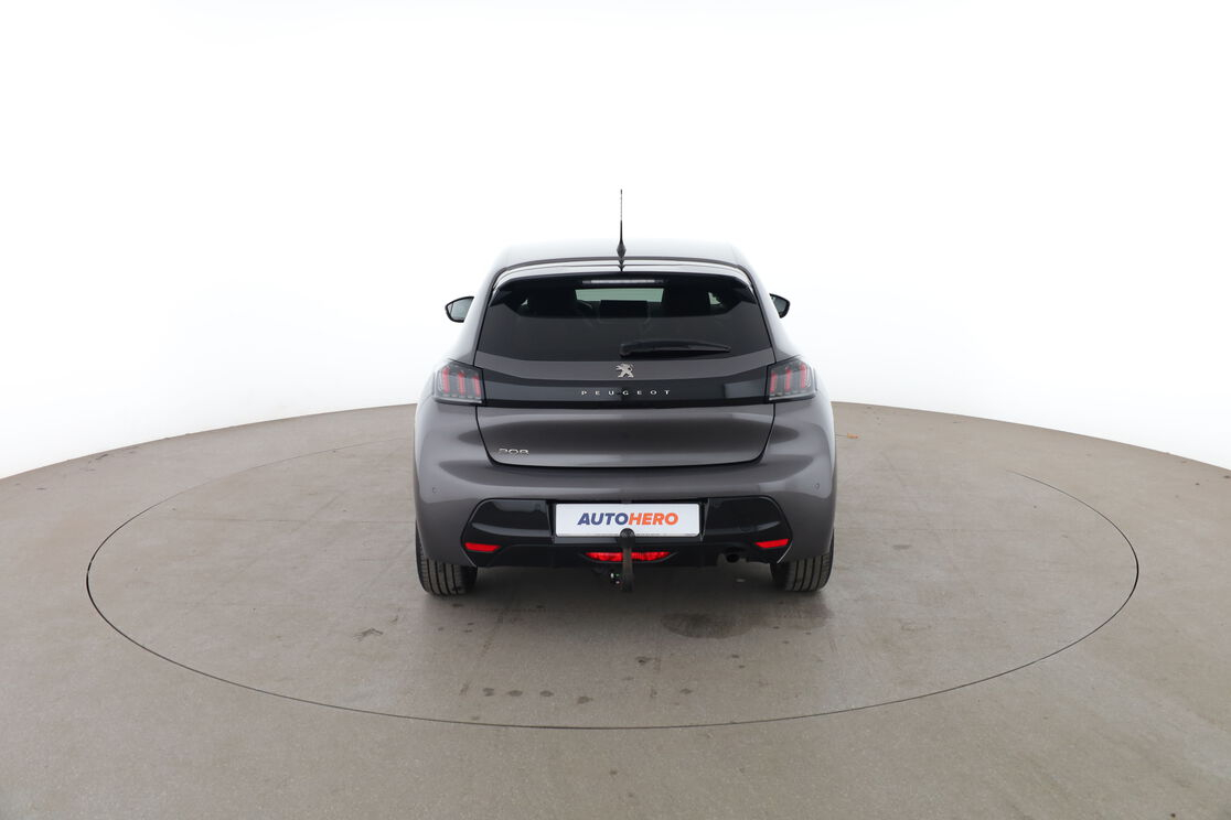 Peugeot 208 1.2 PureTech Allure — photo 4