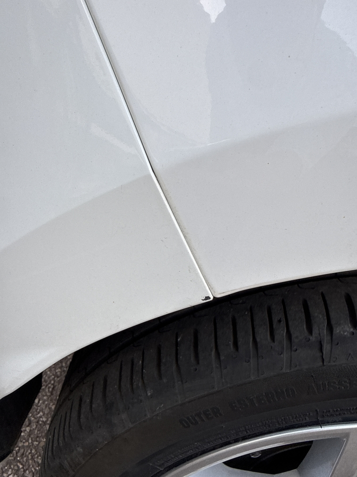 Renault Clio E-Tech 140 - 21 — photo 24
