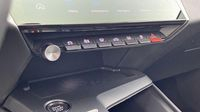 Peugeot 308 PHEV 180ch Allure Pack e-EAT8 — photo 15