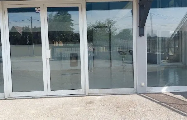 Local commercial