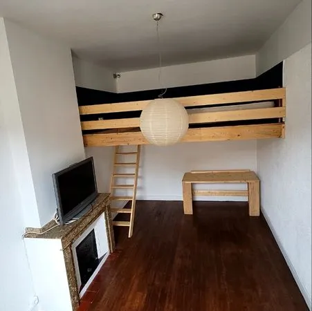 Loue 2 pièces 31m²