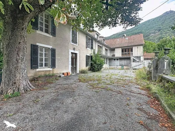 Immeuble 548 m²