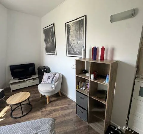 Studio 1 pièce 21 m²
