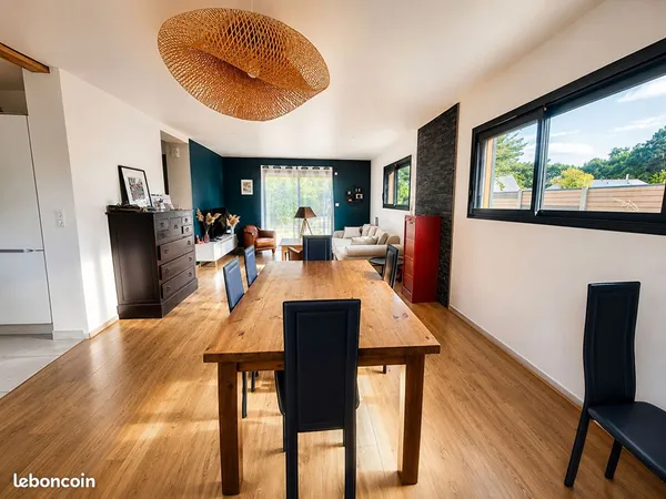 Maison 6 pièces 146 m²