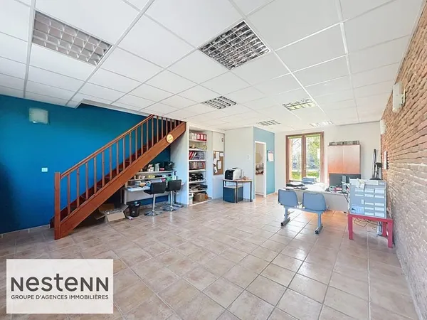 Local commercial 3 pièces 89 m²