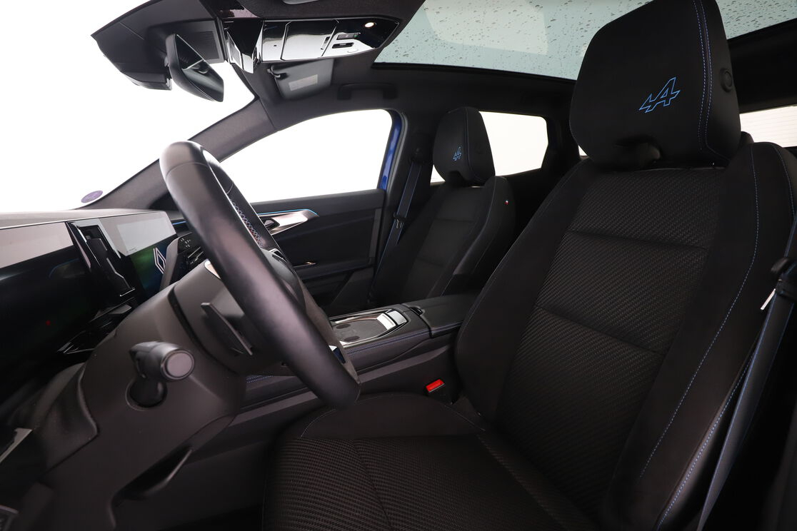 Renault Austral 1.2 Hybrid E-Tech Iconic Esprit Alpine — photo 9