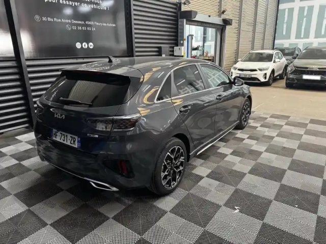 Kia Ceed 1.5 t-gdi 140ch gt-line dct7 my25 — photo 4