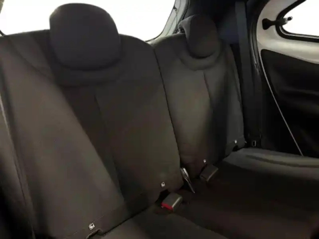 Toyota Aygo X 1.0 vvt-i 72ch dynamic my24 — photo 9