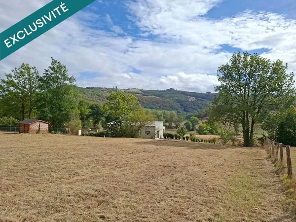 Terrain à bâtir de 2177m²