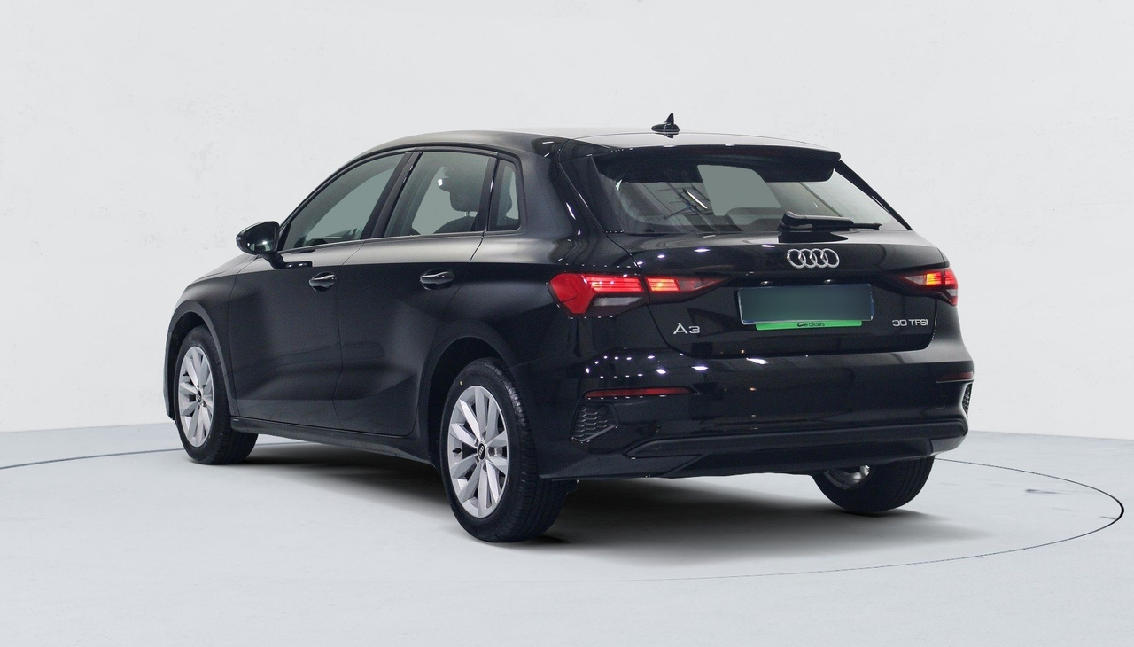 Audi A3 Sportback — photo 3