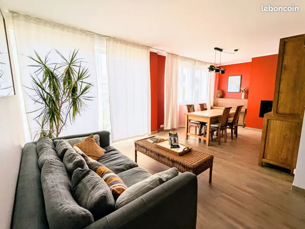 Maison rénovée 3 chambres avec jardin, garage et combles aménageables - Nivillac / La Roche-Bernard