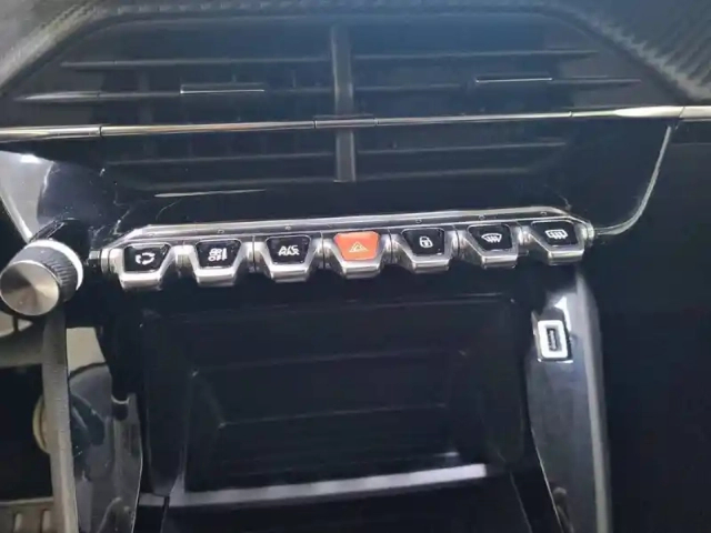 Peugeot 2008 puretech 100 s&amp;s bvm6 — photo 55