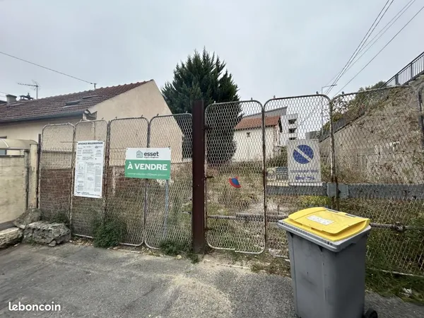 Terrain 282 m² Sevran
