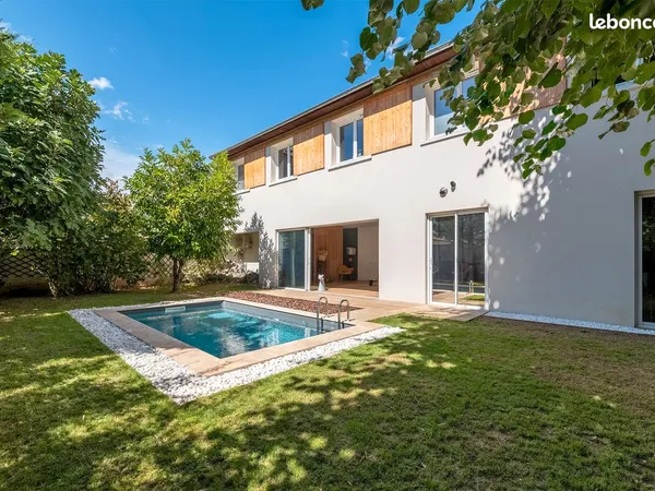 Maison de ville 220 m2