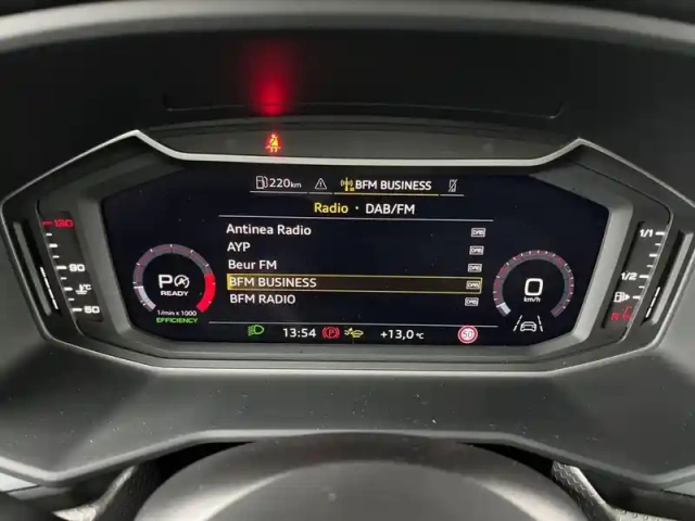 Audi A1 sportback 35 tfsi 150 ch s tronic 7 — photo 40