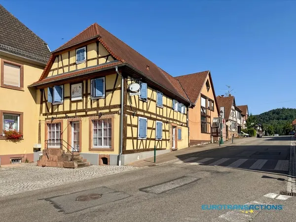 Immeuble spécial investisseur / restaurateur - Lembach (67510)