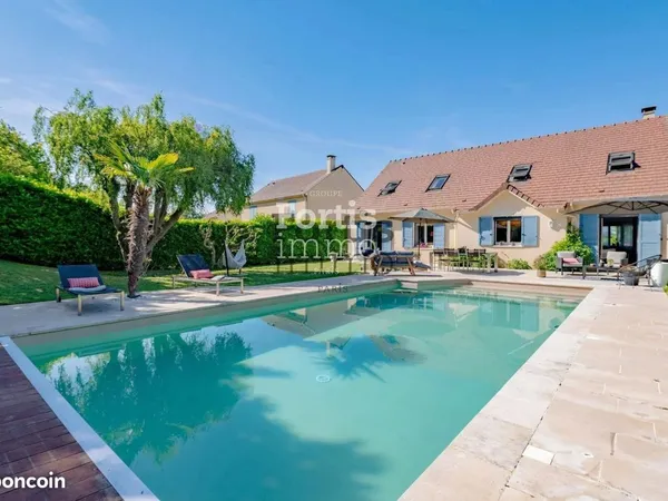 Maison 6 pièces 157 m²